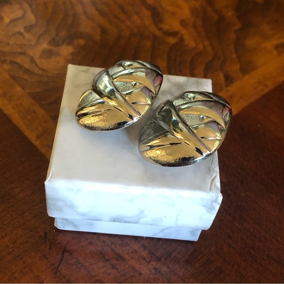 Vintage 80s silver plated large design pierced earrings - Picture 2 of 8